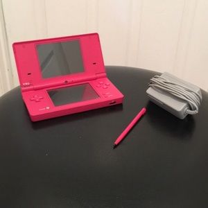 Pink Nintendo DSi with 2 Free Games Bundle
